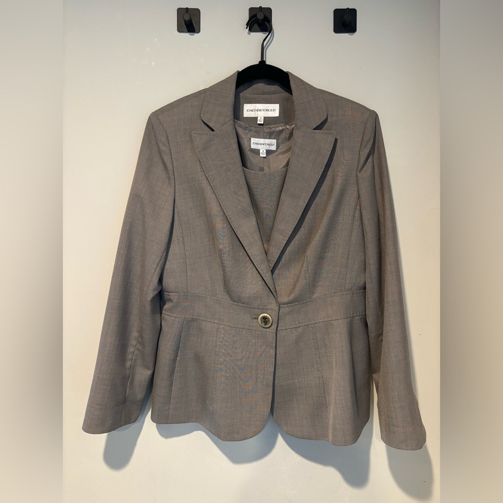 Jones New York Taupe One-Button Women's Blazer